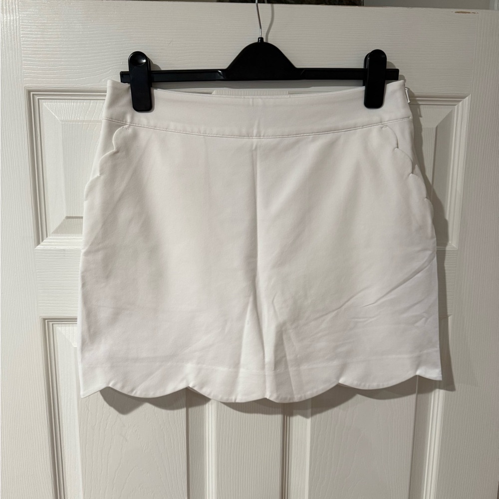 Vineyard Vines White Golf Skort with Scalloped Hem